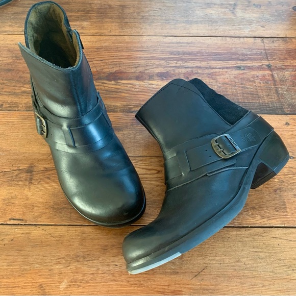 Fly London Black Leather & Suede Ankle Boots With Buckle And Side Zipper - Picture 2 of 7